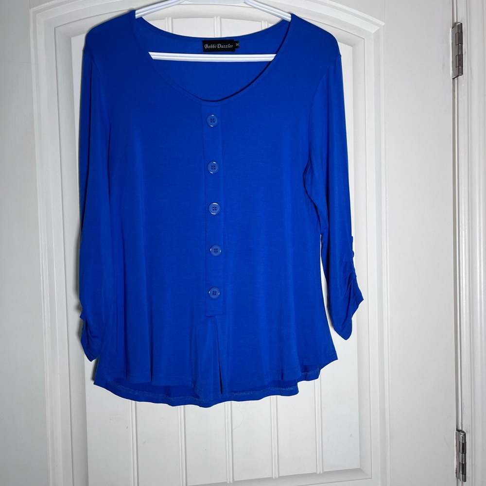 Button-Front Scoop Neck Top in Royal Blue